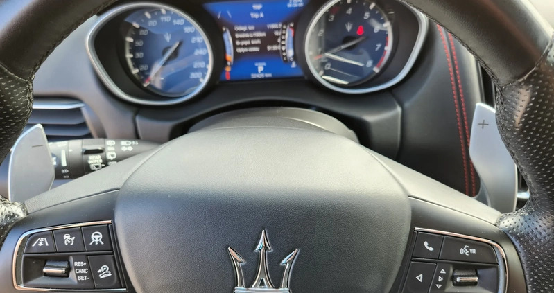 Maserati Levante cena 280000 przebieg: 52000, rok produkcji 2019 z Bychawa małe 667